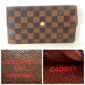 Good condition authentic Louis Vuitton Damier Ebene DE Sarah wallet CA0051